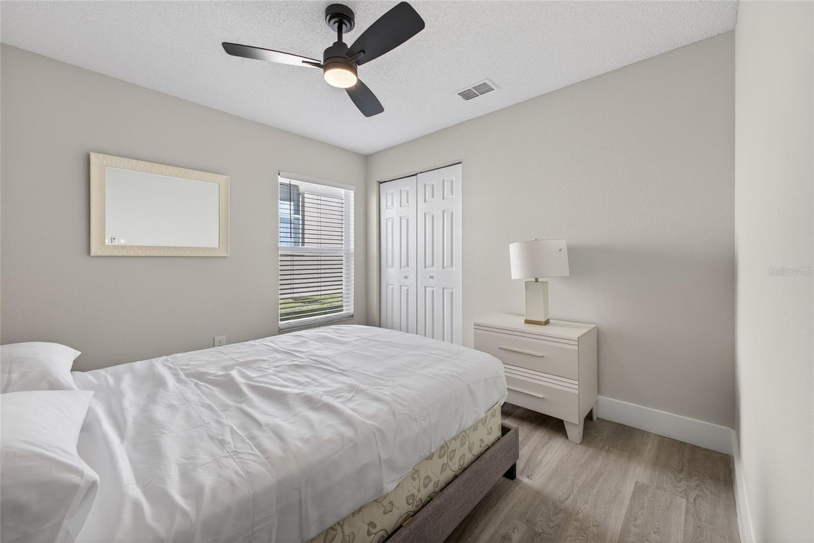 Image 32 of 47 For 2212 Mallory Circle