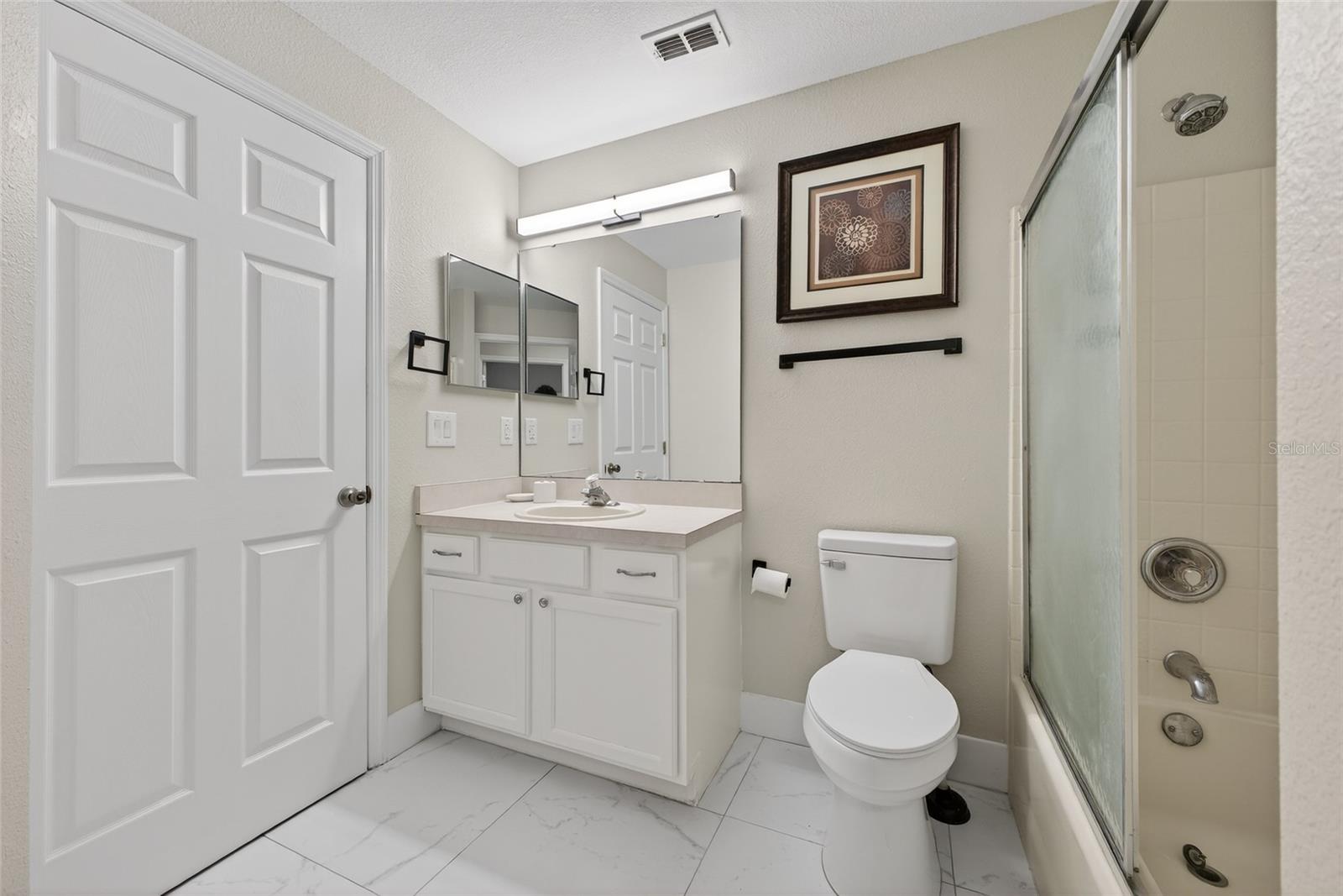 Image 36 of 47 For 2212 Mallory Circle