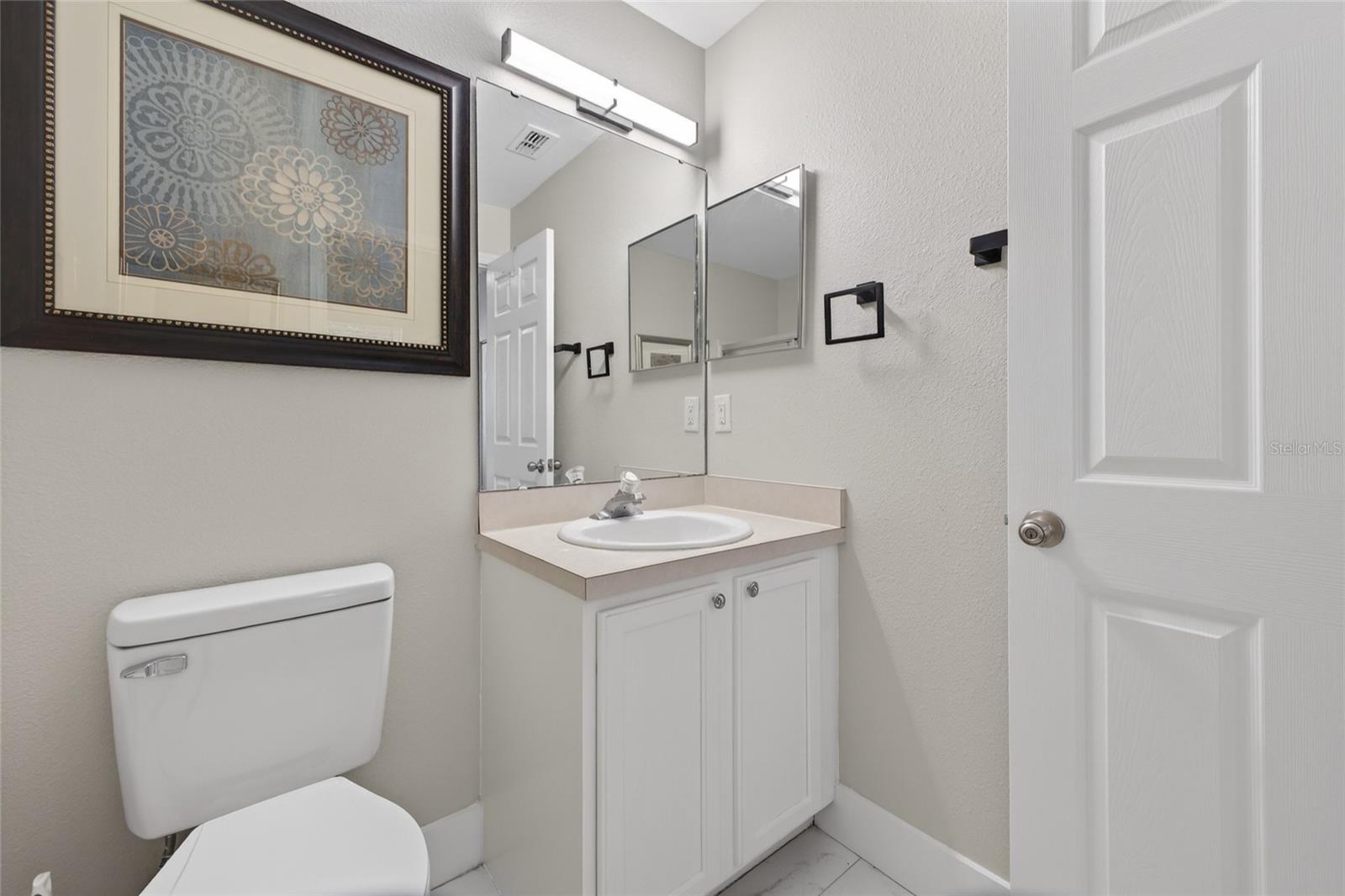 Image 40 of 47 For 2212 Mallory Circle