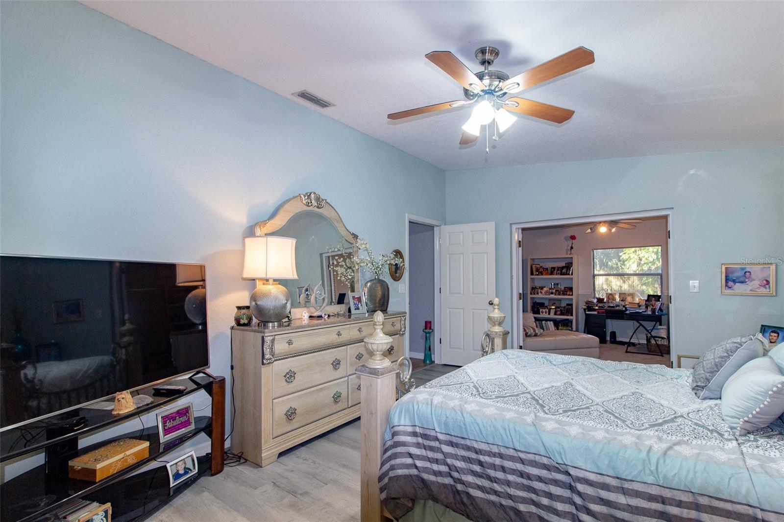 Image 15 of 37 For 2124 Glen Heights Place