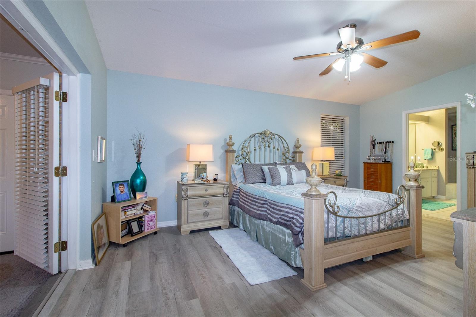 Image 22 of 37 For 2124 Glen Heights Place