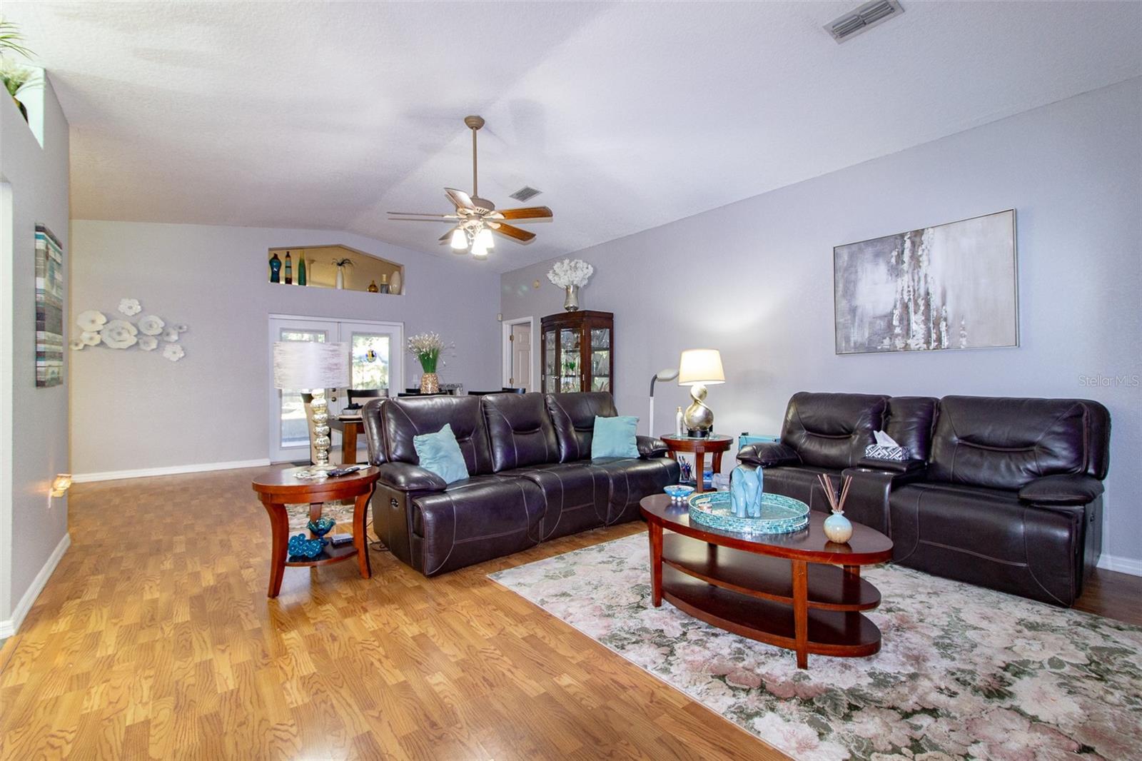 Image 4 of 37 For 2124 Glen Heights Place