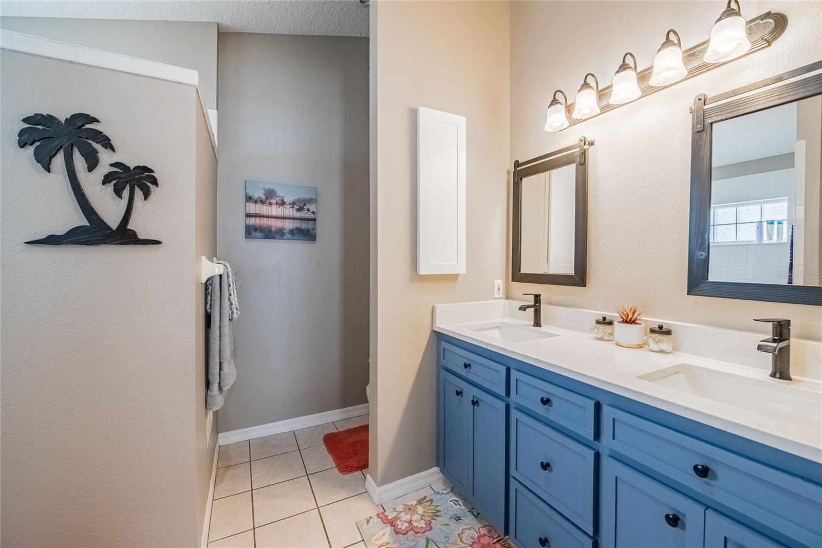 Image 23 of 38 For 5837 Manchester Drive W