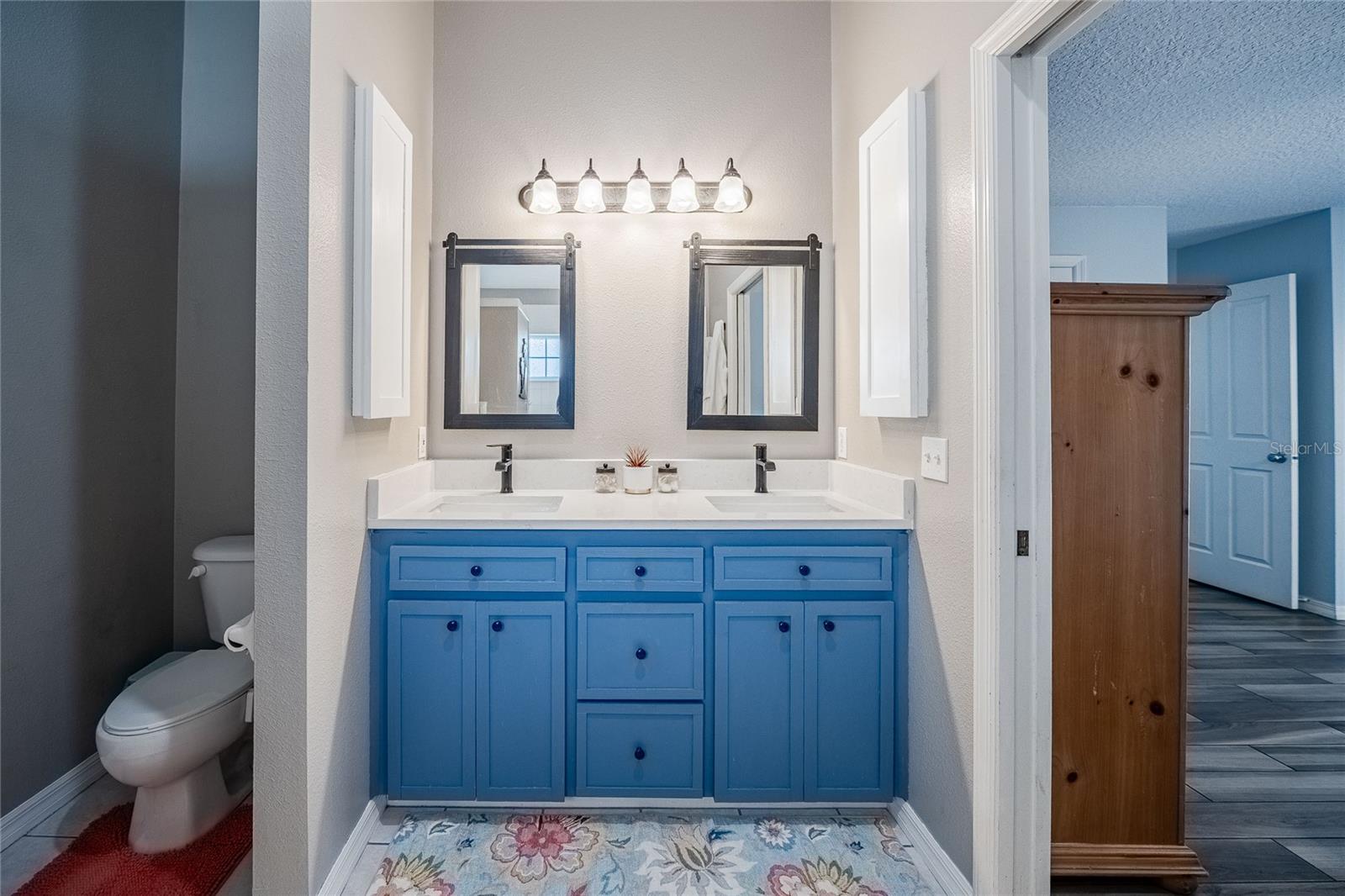 Image 25 of 38 For 5837 Manchester Drive W