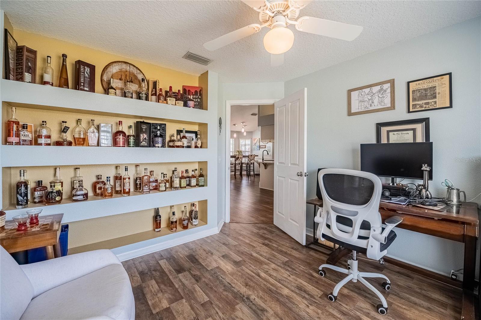 Image 28 of 38 For 5837 Manchester Drive W