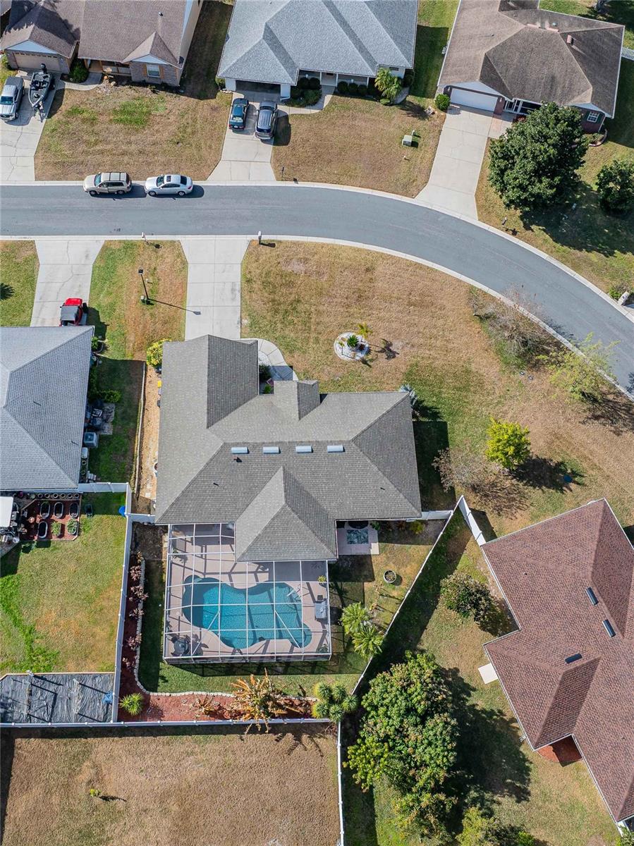 Image 6 of 38 For 5837 Manchester Drive W