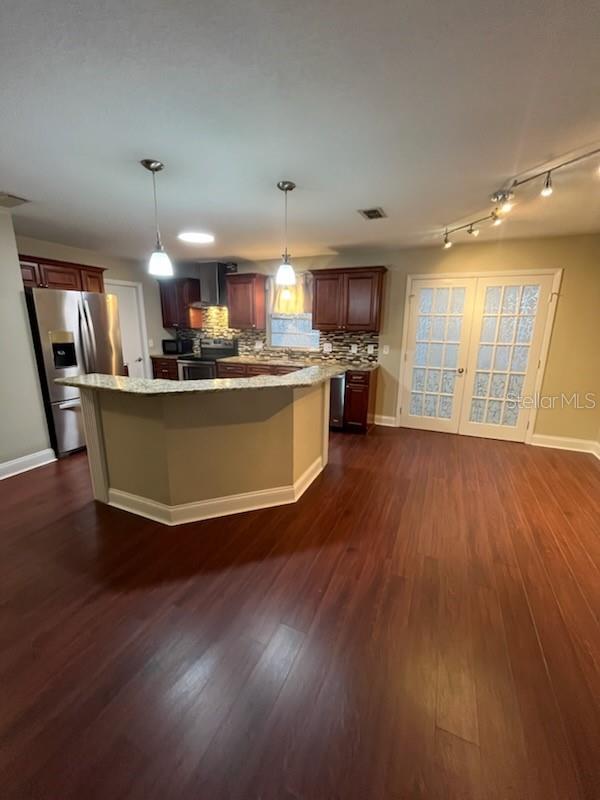 Image 2 of 18 For 415 El Dorado Street