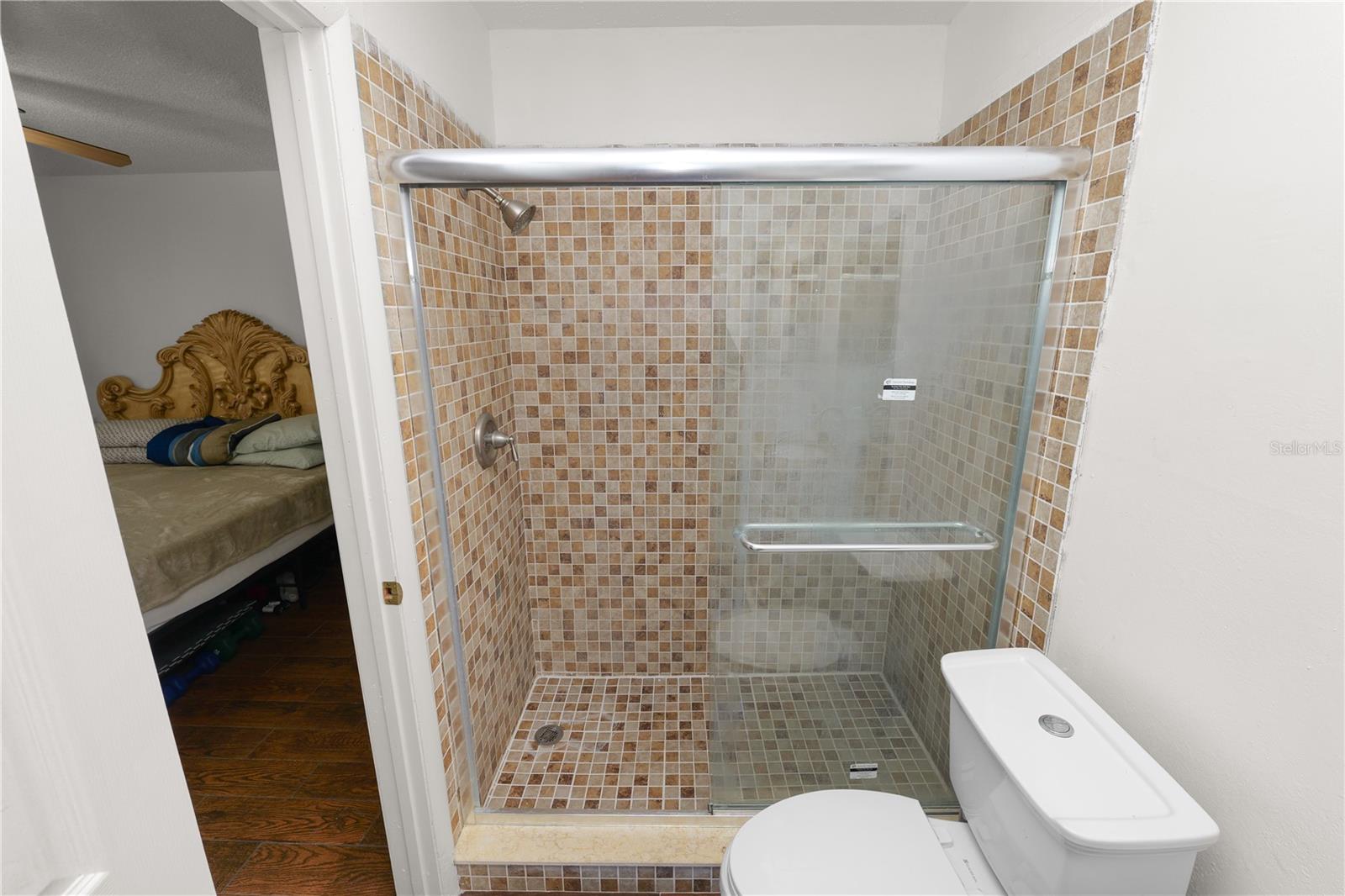 Image 17 of 41 For 11902 Lakemist Circle 11902