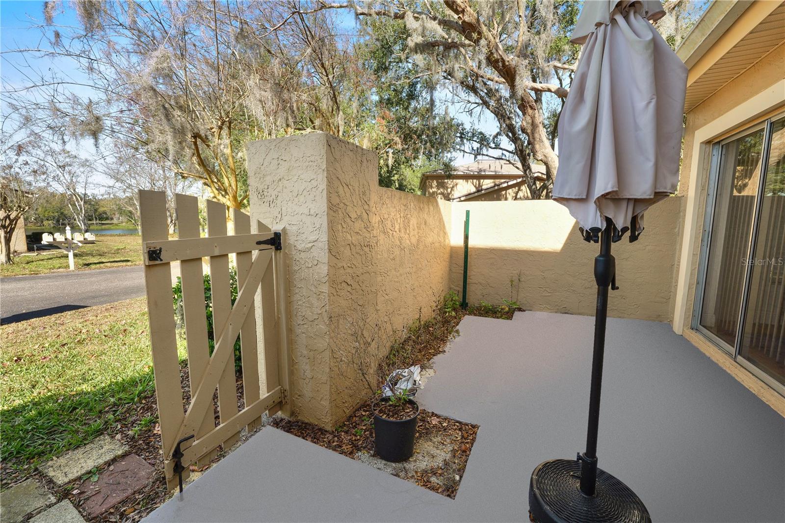 Image 26 of 41 For 11902 Lakemist Circle 11902