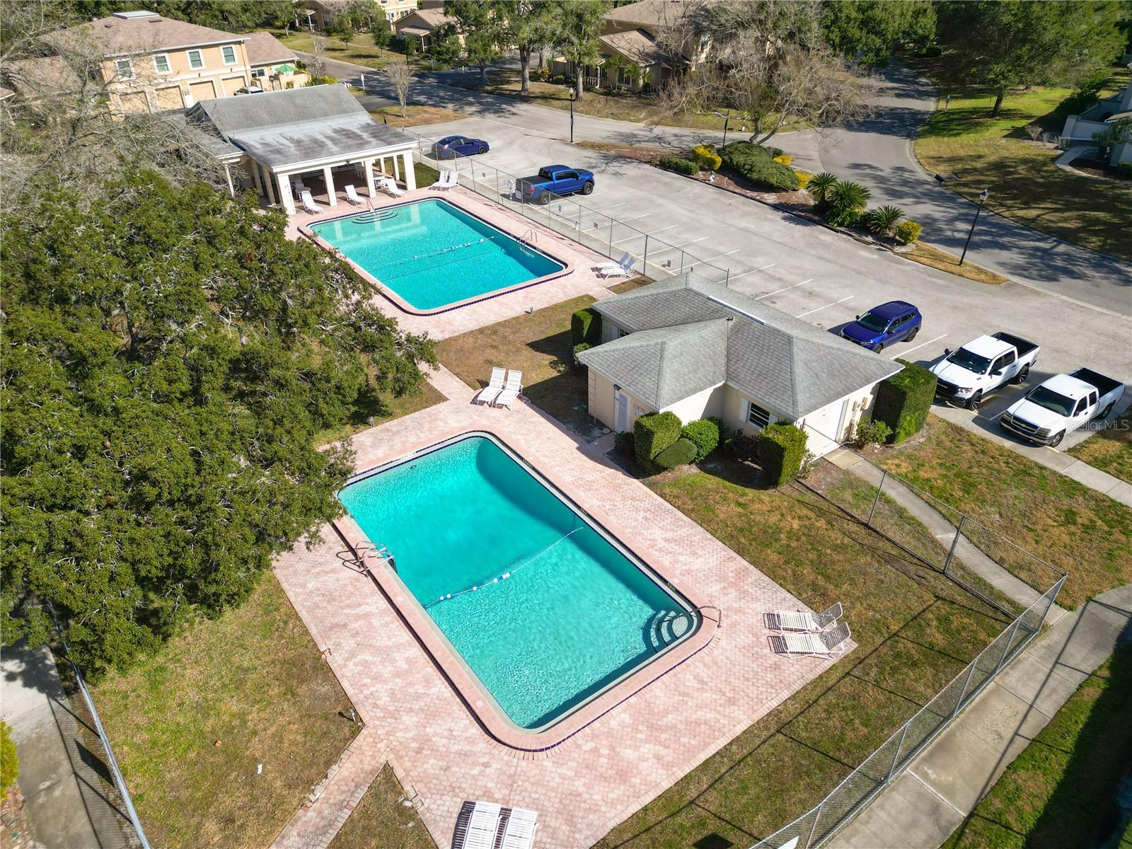 Image 31 of 41 For 11902 Lakemist Circle 11902