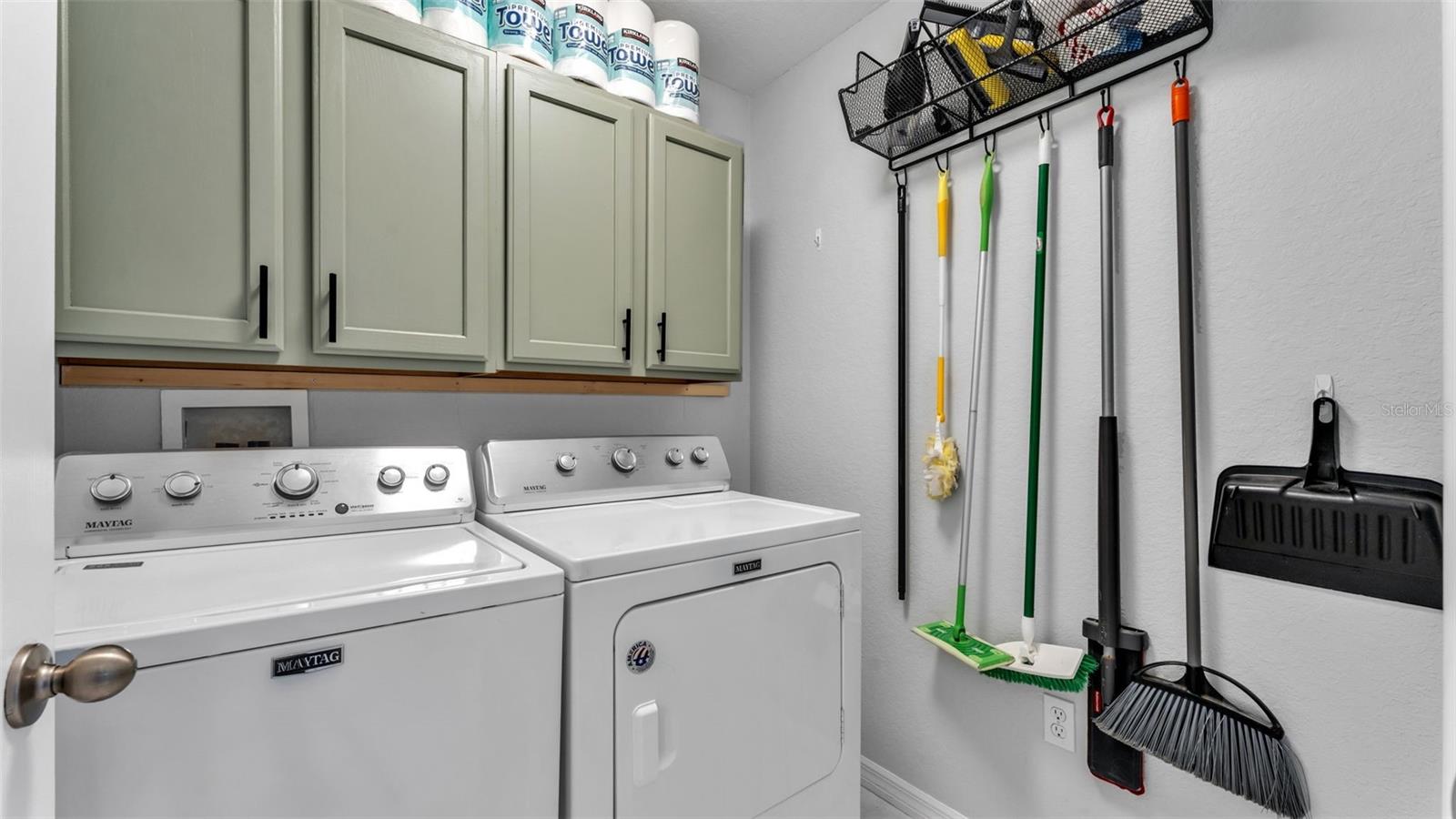 Image 18 of 44 For 6442 Bendelow Drive