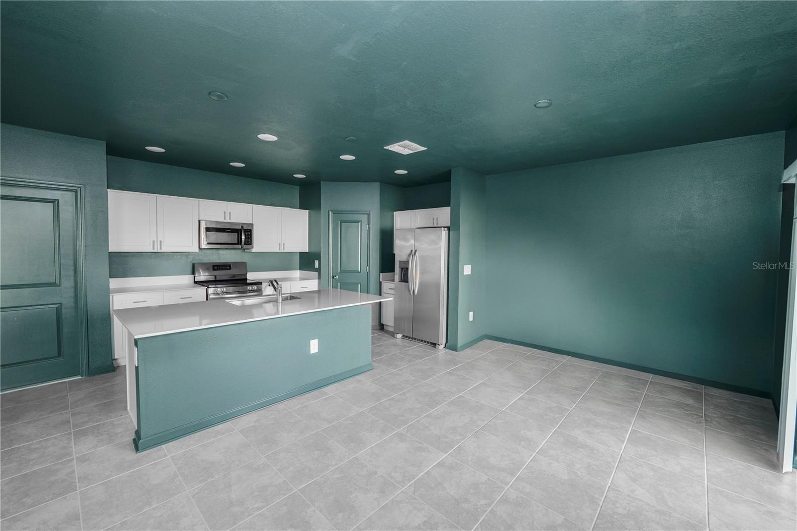 Image 11 of 33 For 1465 Deepwater Circle