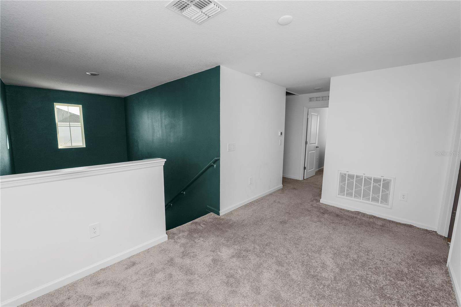 Image 14 of 33 For 1465 Deepwater Circle