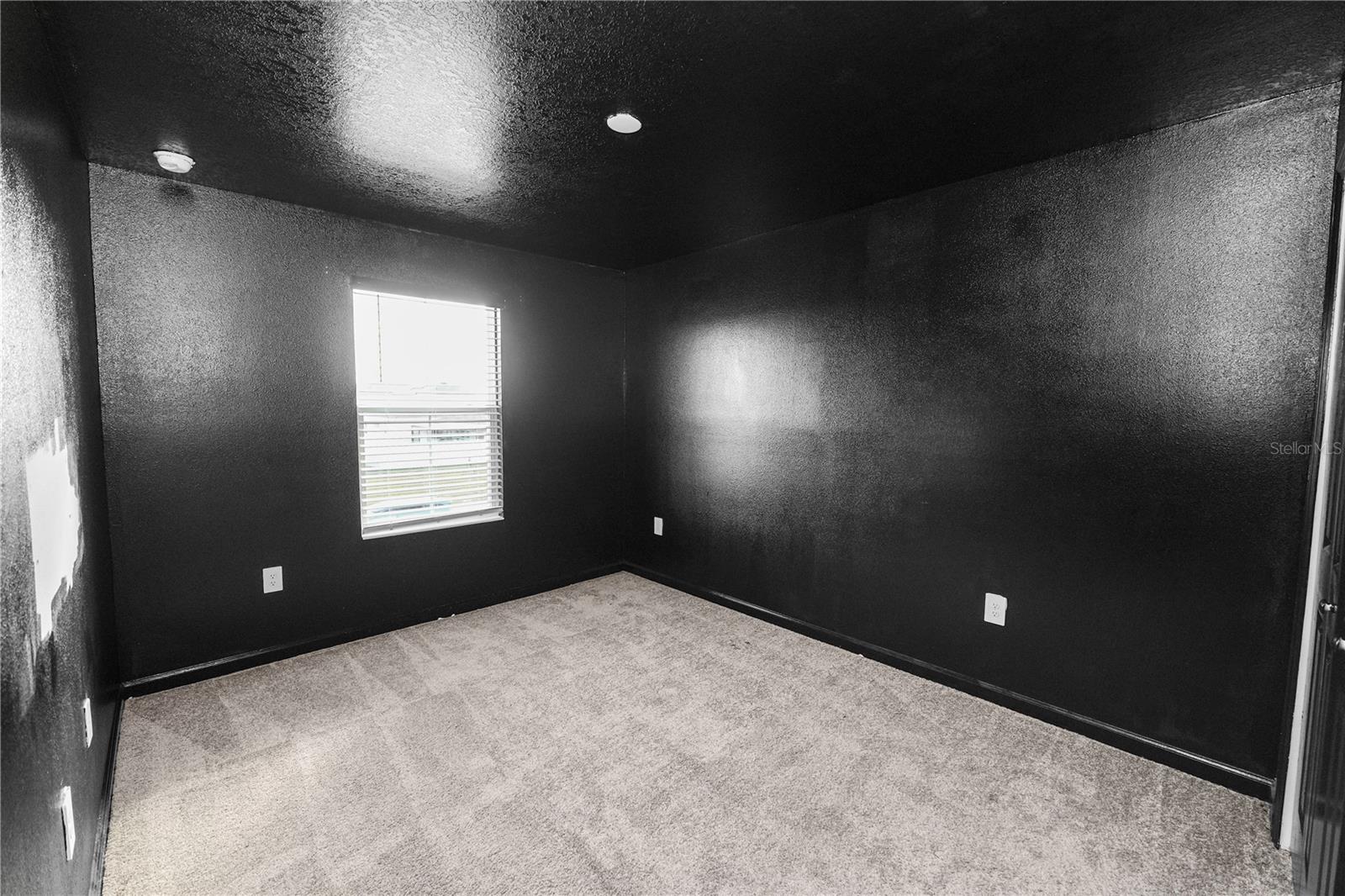 Image 24 of 33 For 1465 Deepwater Circle