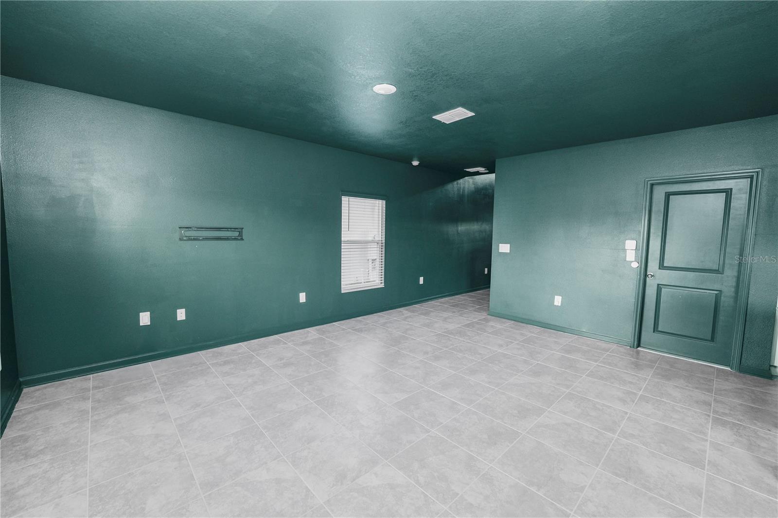 Image 5 of 33 For 1465 Deepwater Circle