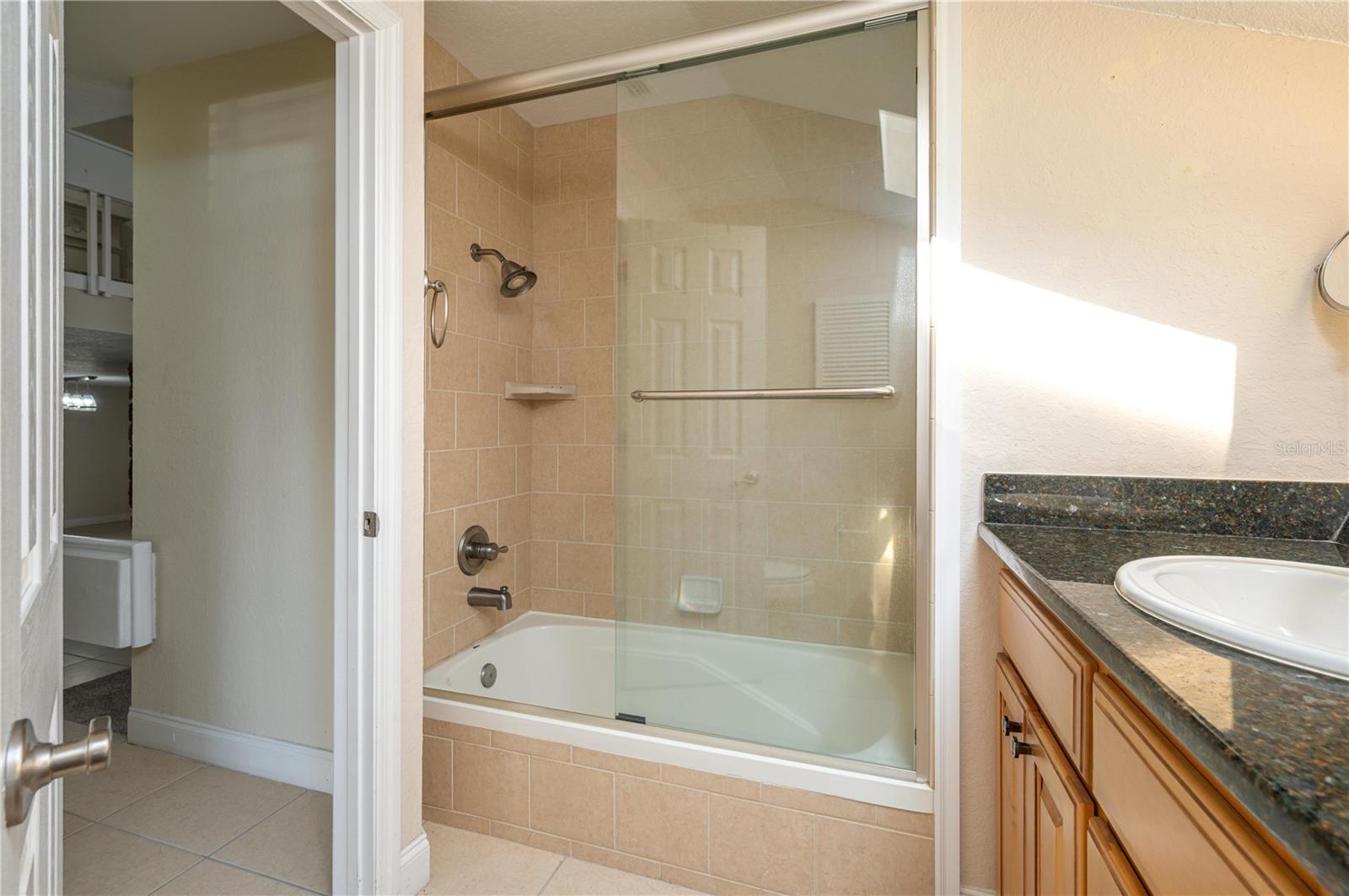 Image 20 of 44 For 2 Casarena Court