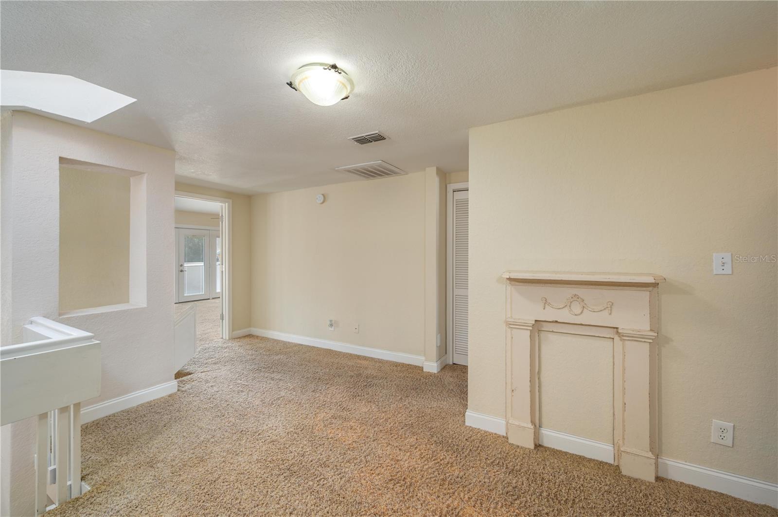 Image 22 of 44 For 2 Casarena Court