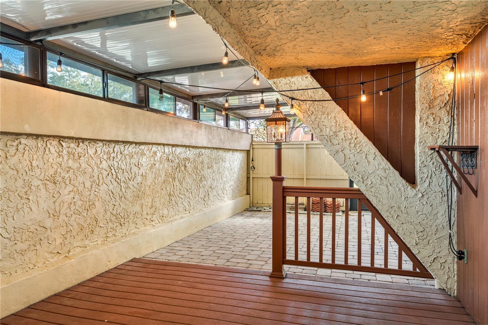 Image 31 of 44 For 2 Casarena Court