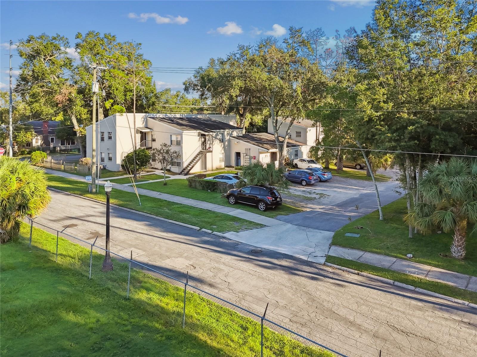 Image 3 of 10 For 1005 New York Avenue 9