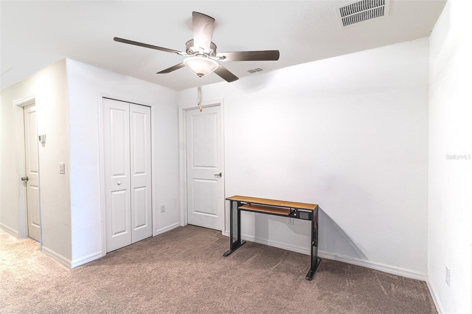 Image 12 of 40 For 7014 Ripple Pond Loop