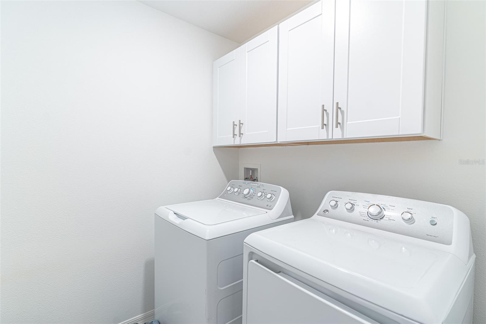 Image 13 of 40 For 7014 Ripple Pond Loop