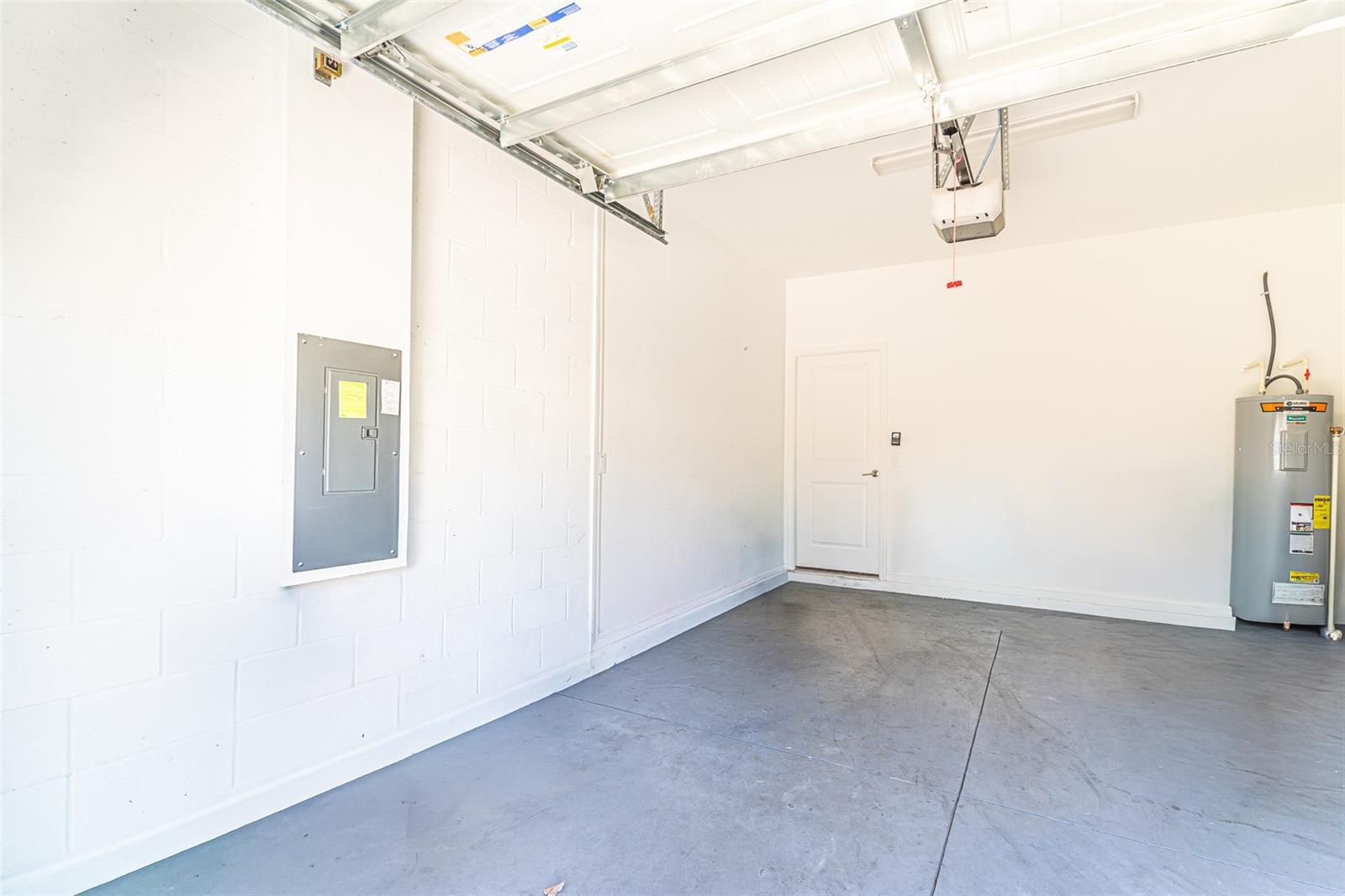 Image 14 of 40 For 7014 Ripple Pond Loop