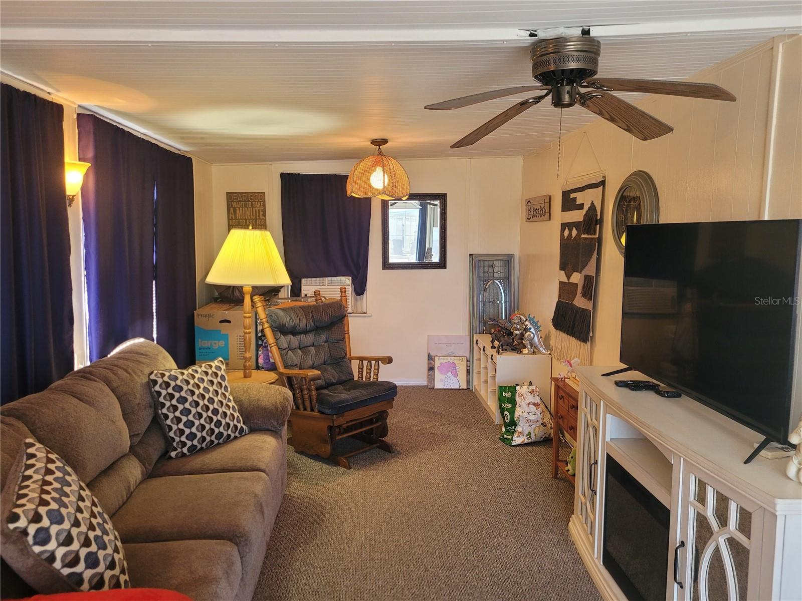 Image 4 of 32 For 3032 Heather Way