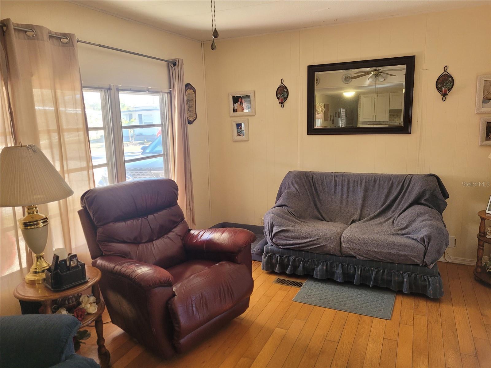 Image 6 of 32 For 3032 Heather Way