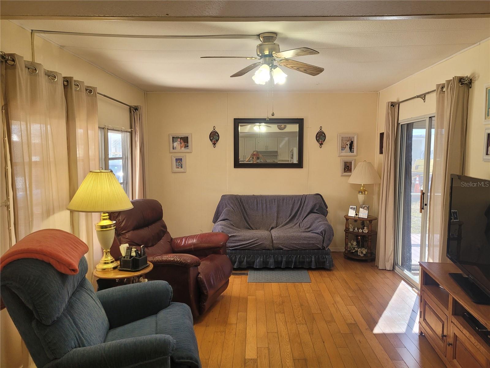 Image 8 of 32 For 3032 Heather Way