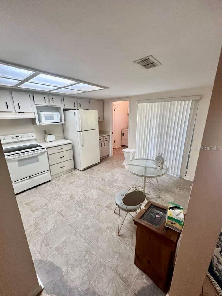 Image 6 of 14 For 4620 Lafayette Avenue