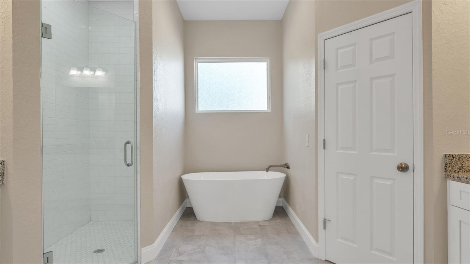 Image 10 of 27 For 6320 Woodhaven Drive