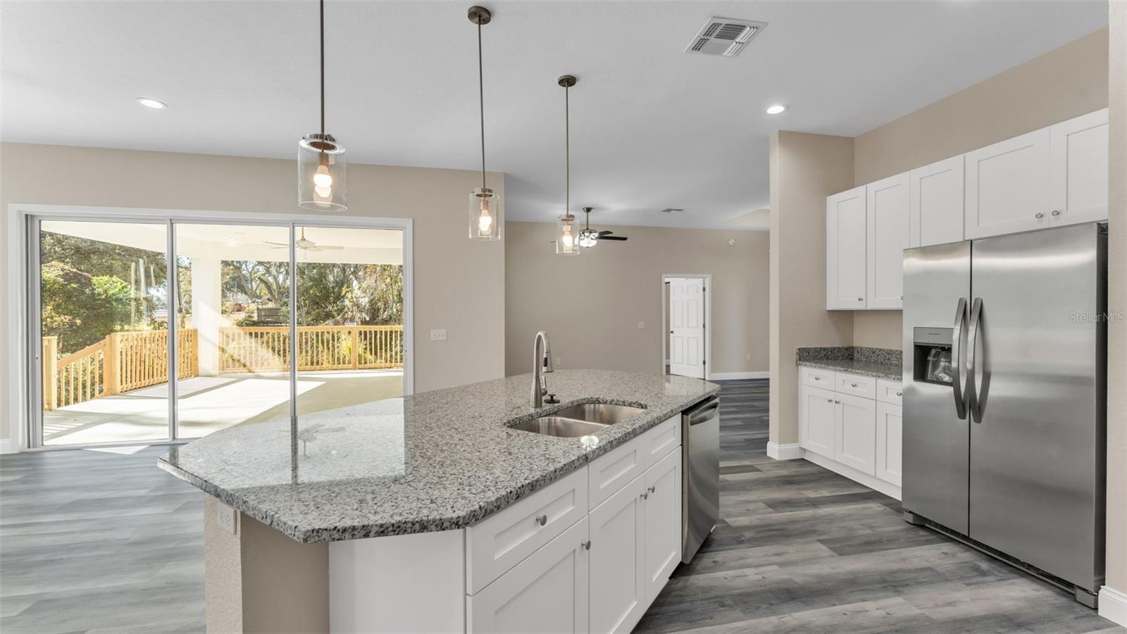 Image 15 of 27 For 6320 Woodhaven Drive