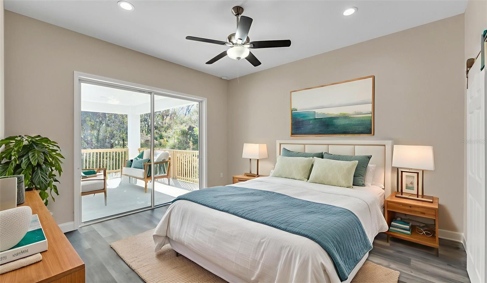 Image 8 of 27 For 6320 Woodhaven Drive