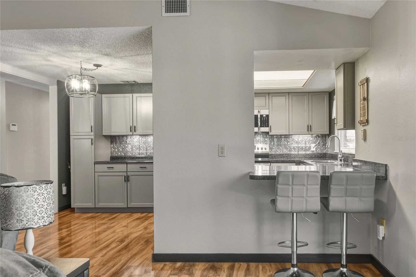 Image 11 of 52 For 4316 Pipkin Creek Road