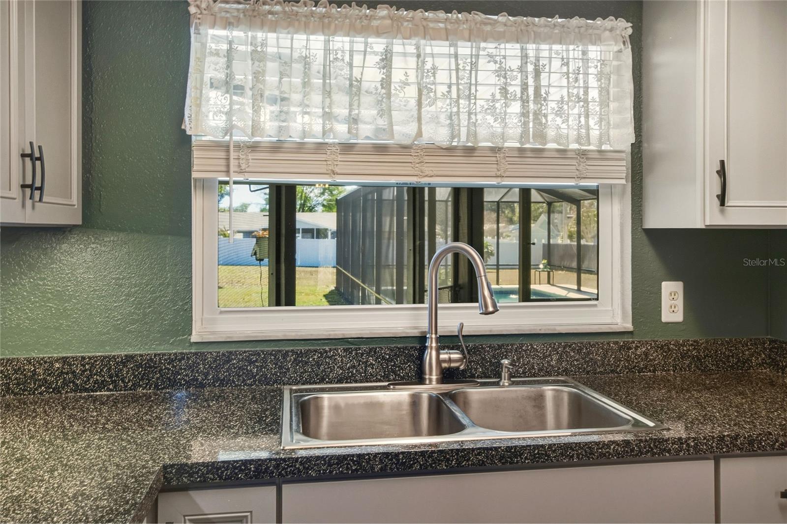 Image 14 of 52 For 4316 Pipkin Creek Road