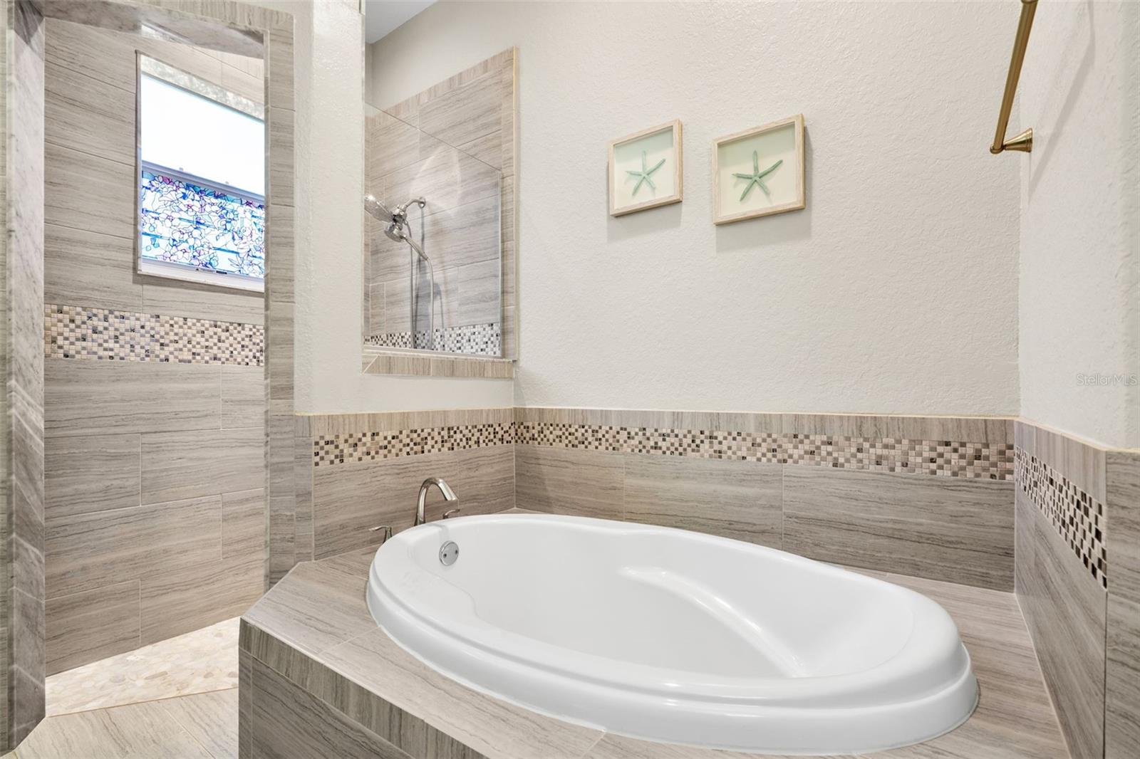 Image 20 of 40 For 3218 Pearly Drive