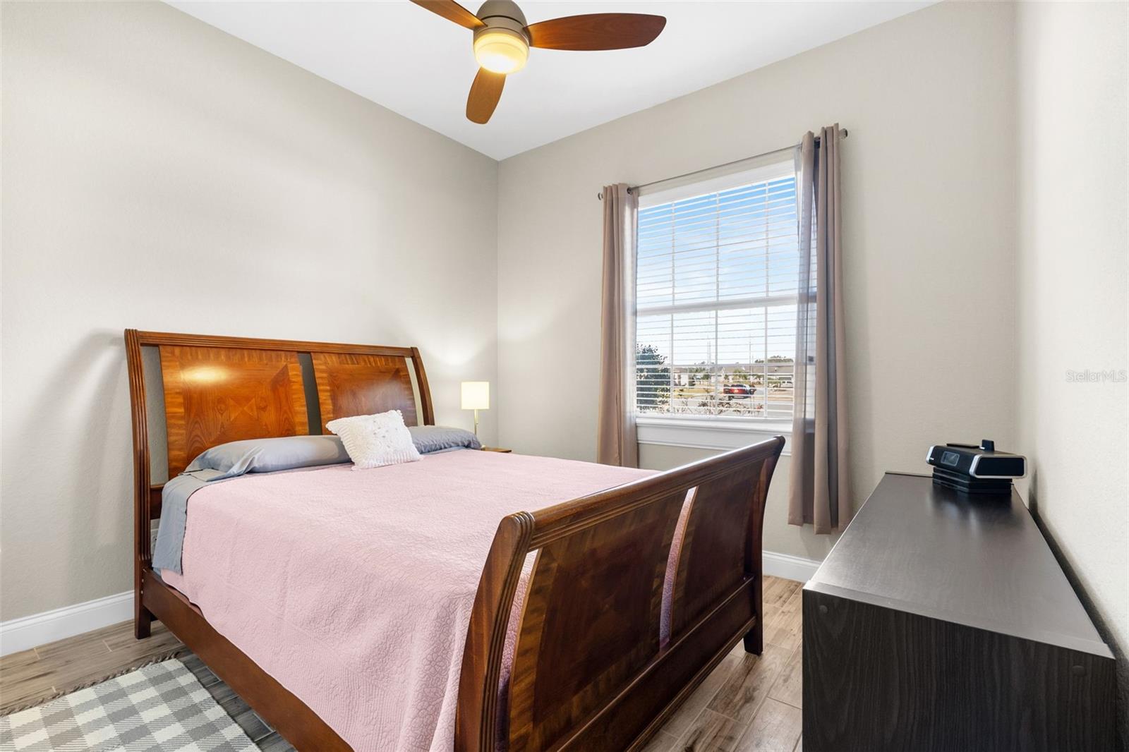 Image 22 of 40 For 3218 Pearly Drive