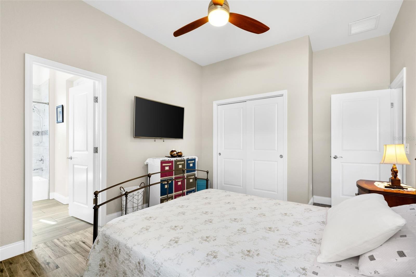 Image 28 of 40 For 3218 Pearly Drive