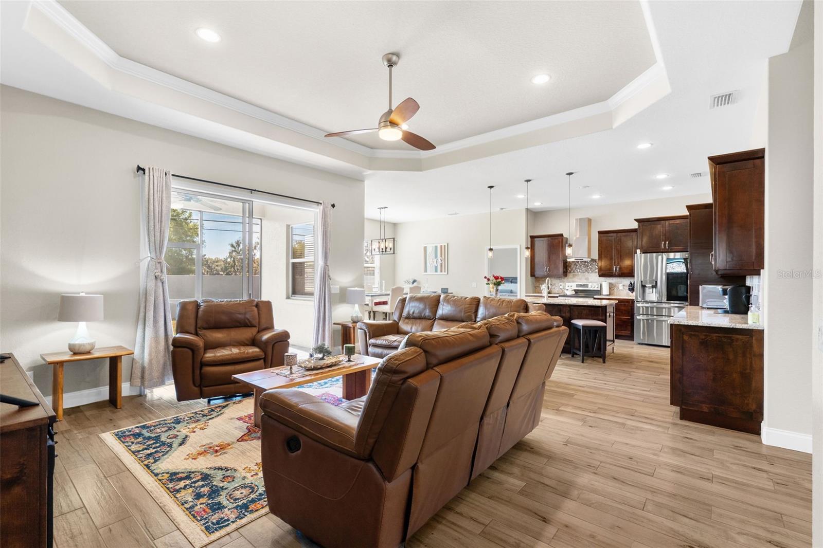 Image 4 of 40 For 3218 Pearly Drive