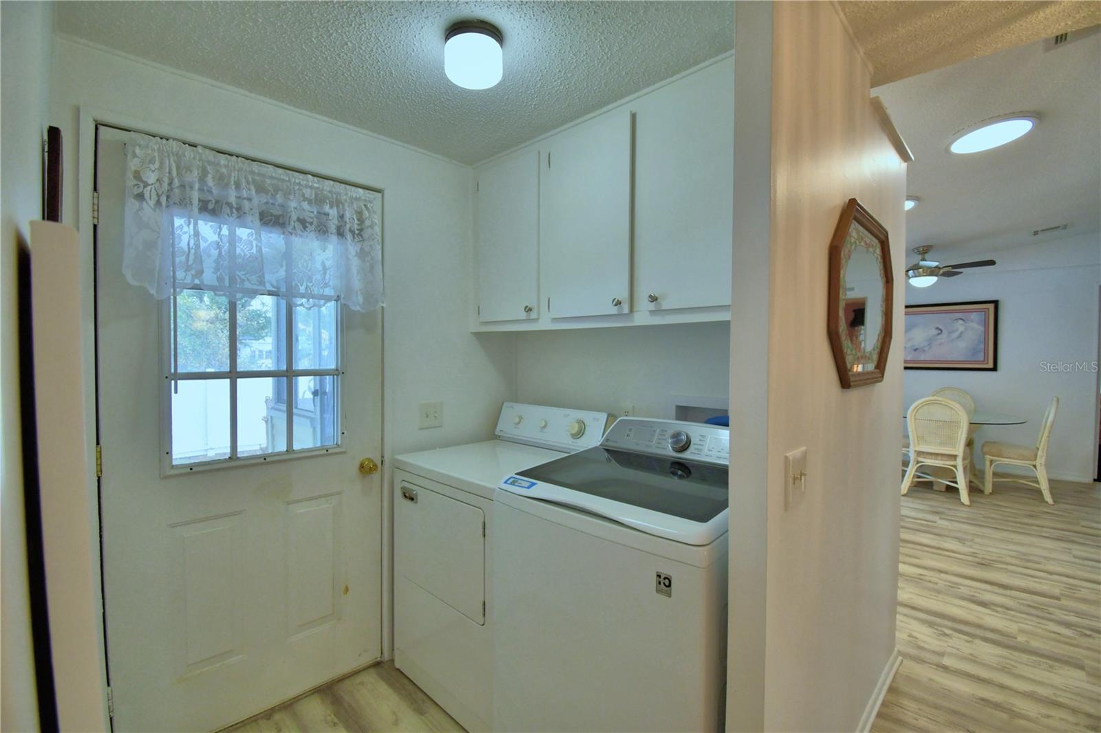 Image 22 of 52 For 4802 Colonnades Circle E