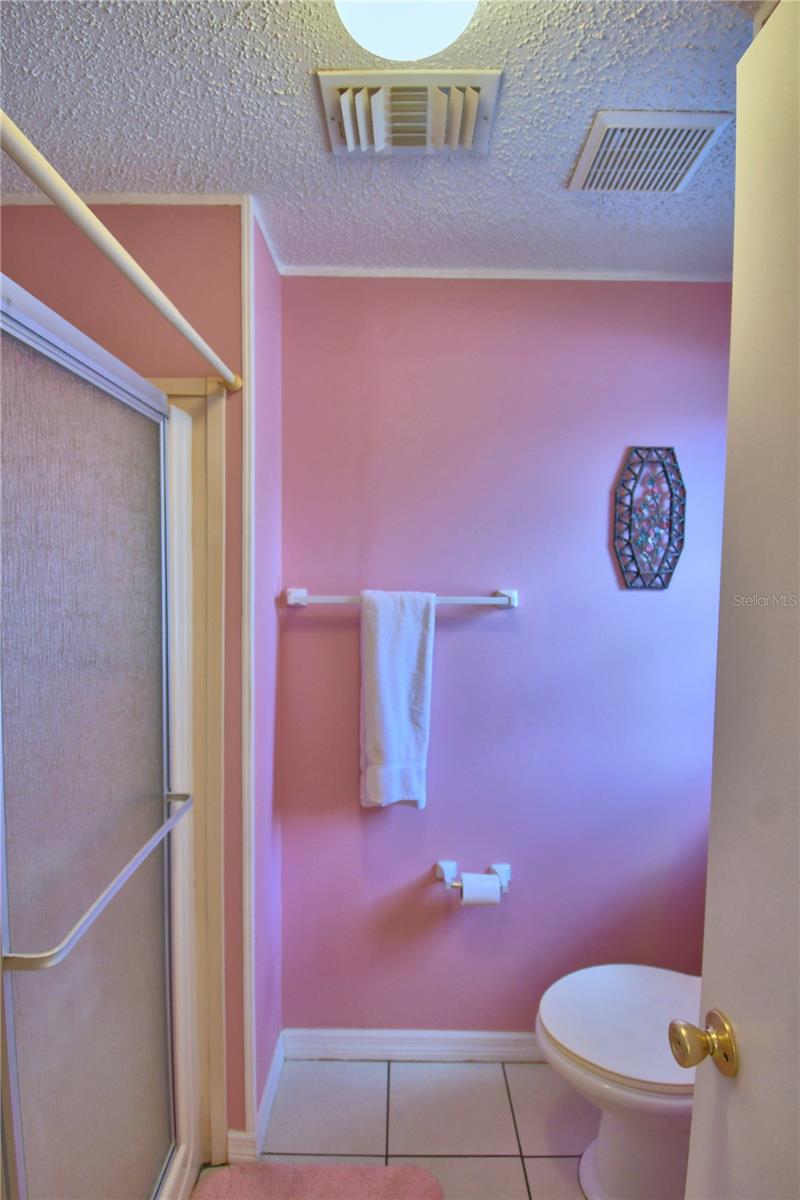 Image 27 of 52 For 4802 Colonnades Circle E