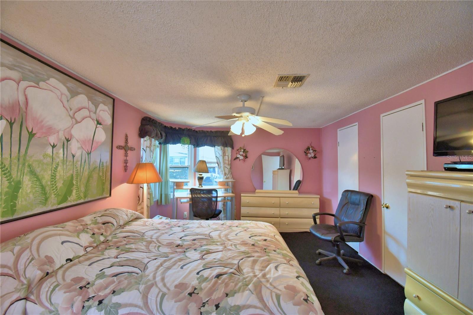 Image 30 of 52 For 4802 Colonnades Circle E