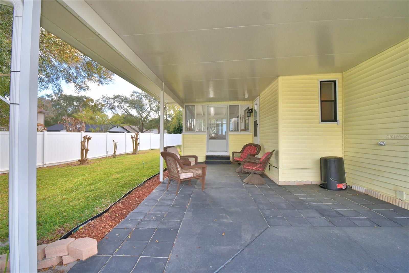 Image 40 of 52 For 4802 Colonnades Circle E