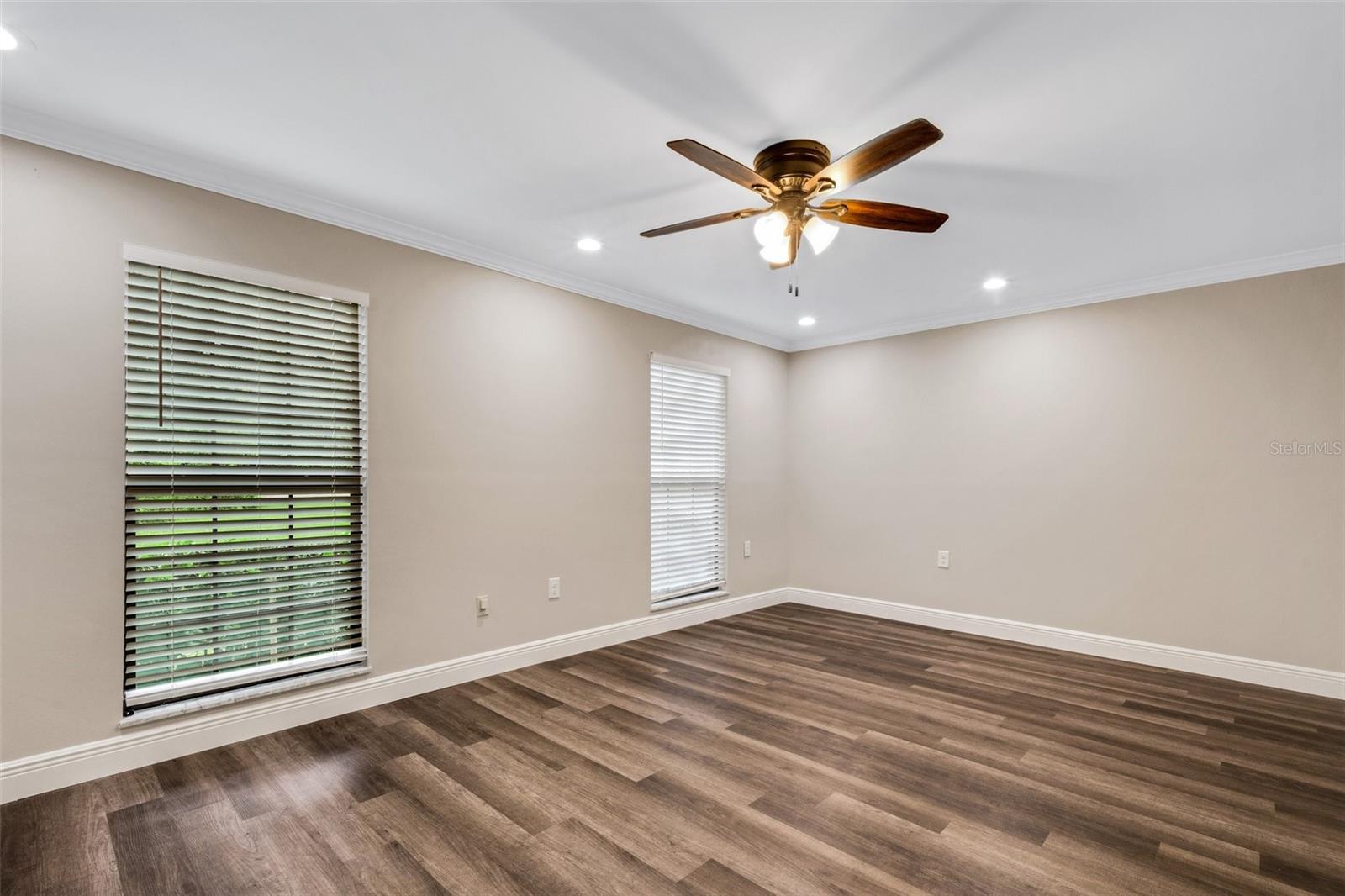 Image 35 of 45 For 7510 Catherine Drive