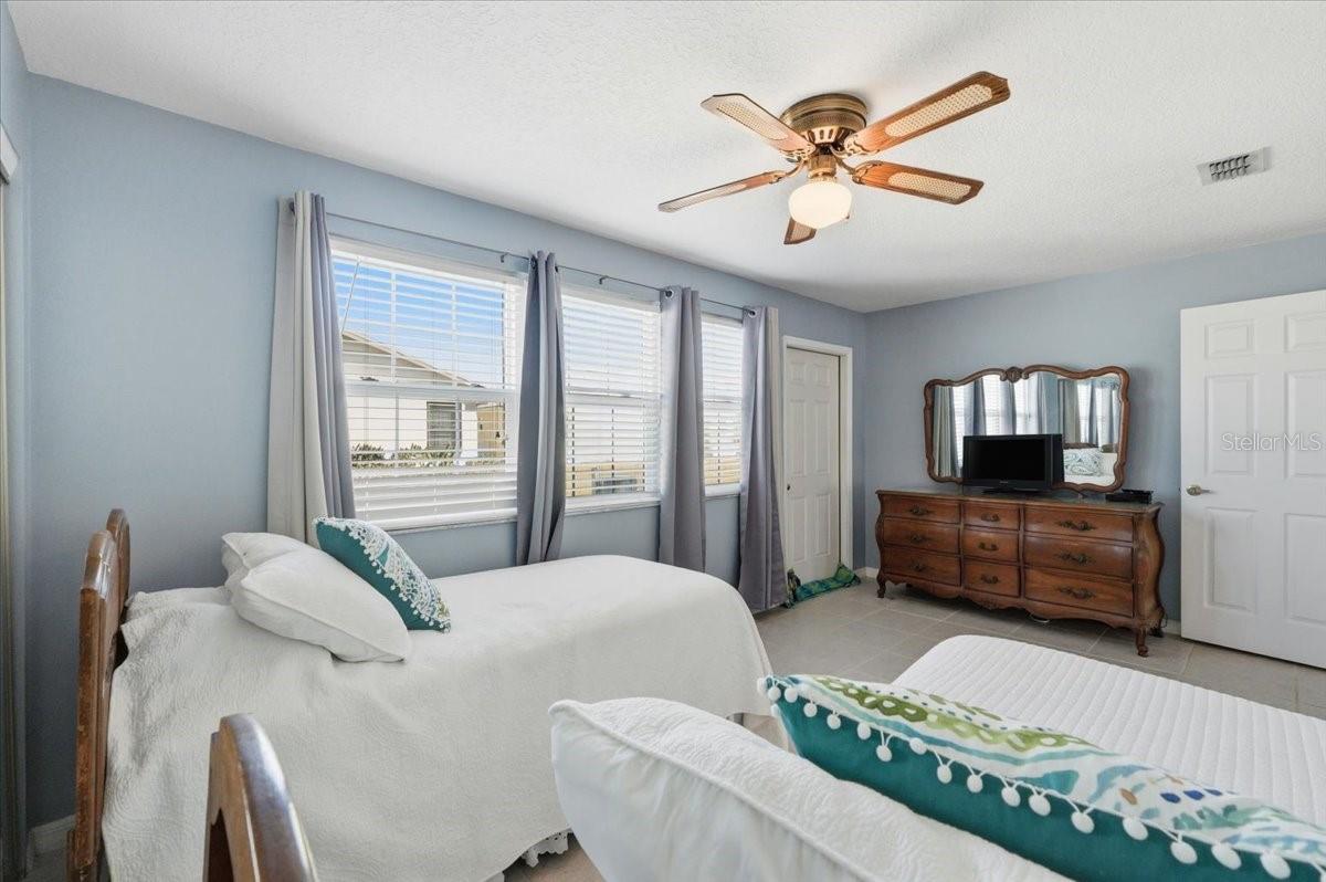 Image 25 of 35 For 6140 Seagull Lane