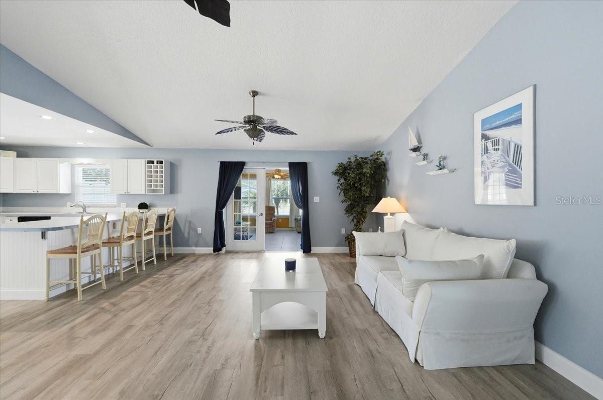 Image 3 of 35 For 6140 Seagull Lane