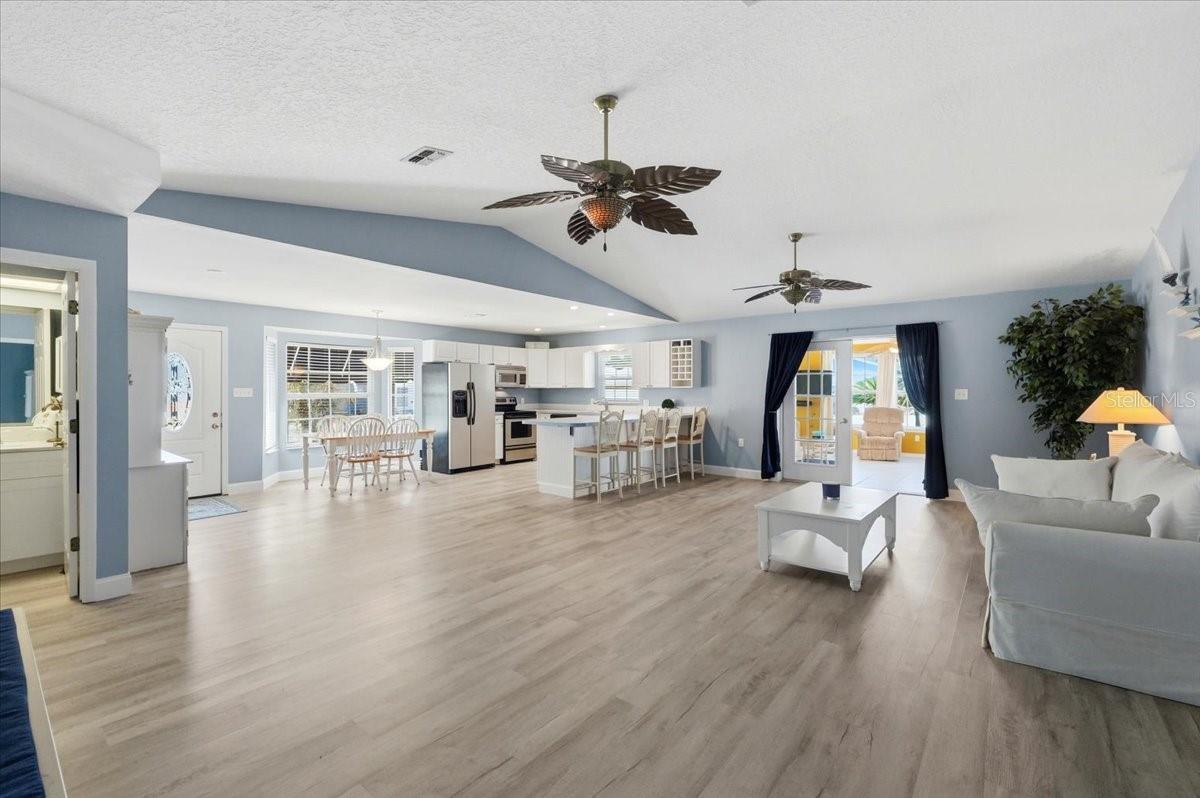 Image 4 of 35 For 6140 Seagull Lane