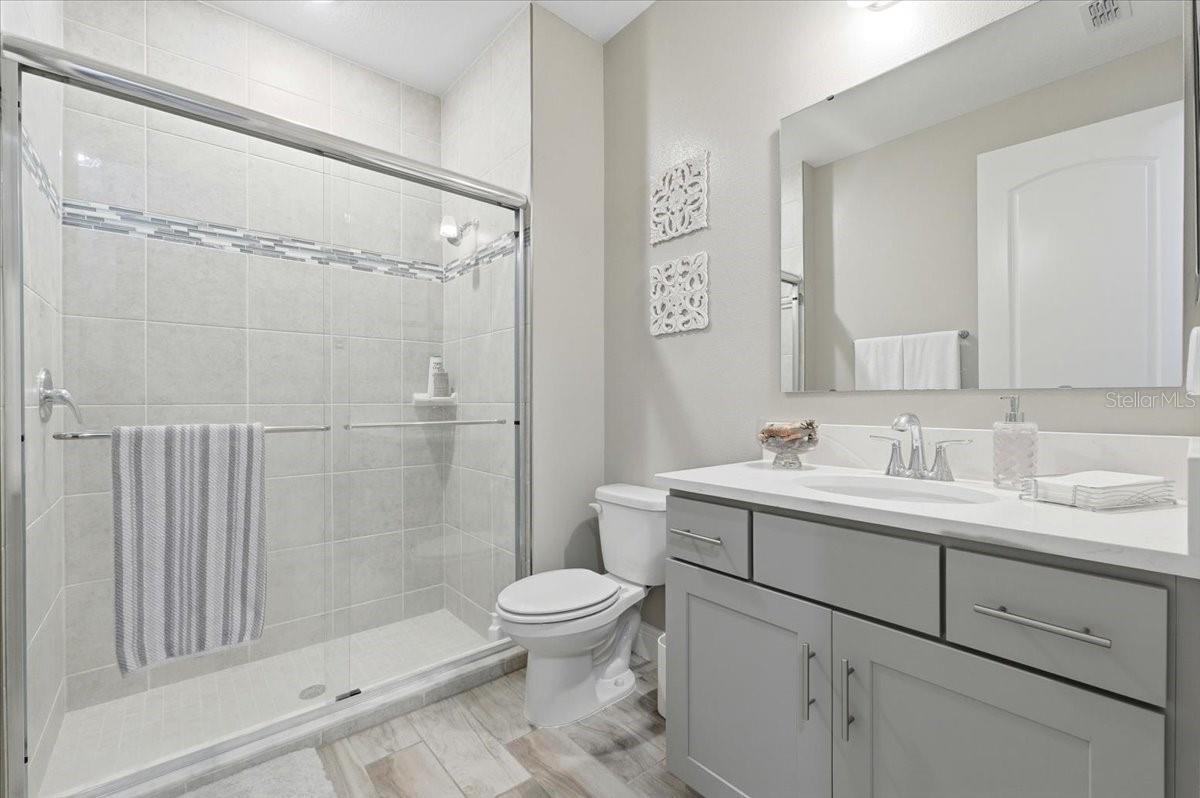 Image 22 of 51 For 14914 15th Street E