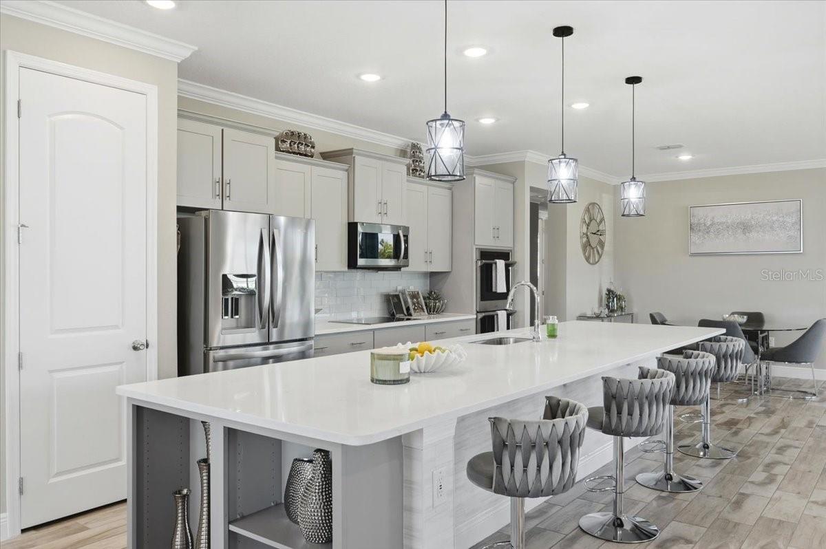 Image 9 of 51 For 14914 15th Street E