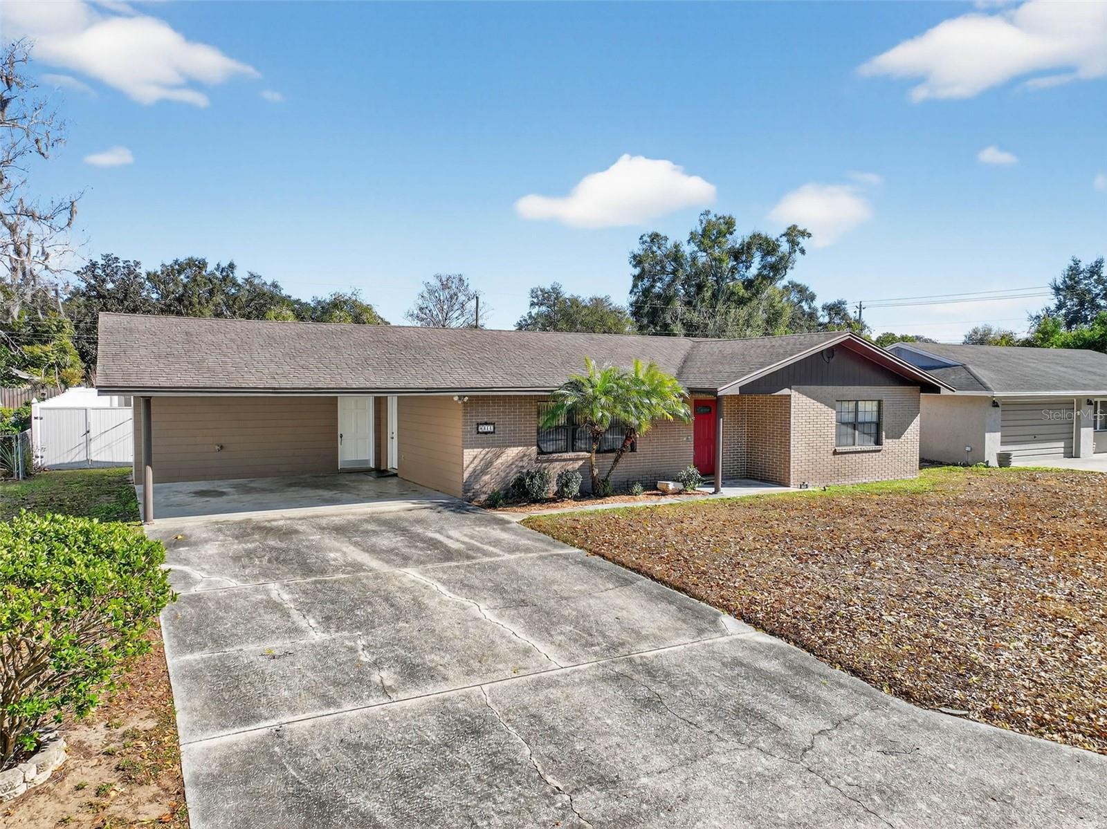 Image 2 of 42 For 6411 Cromwell Road